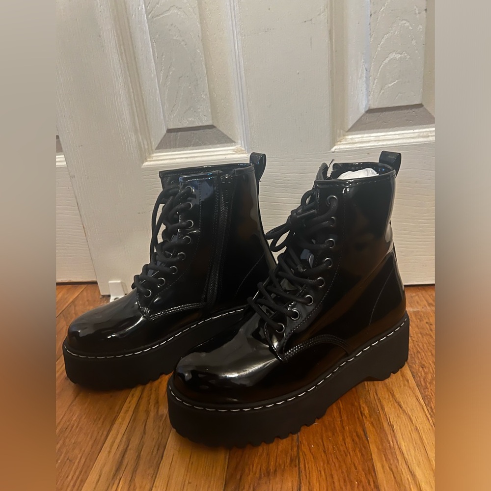 Steve Madden Women's Black Boots